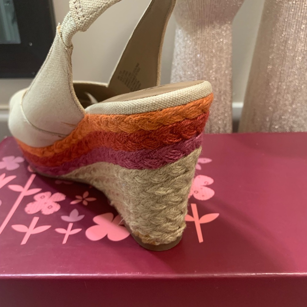 π₯2/$20π₯ Multicolored wedges Sz 10 - Picture 5 of 6